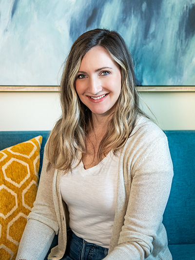headshot of Emelie Nelson